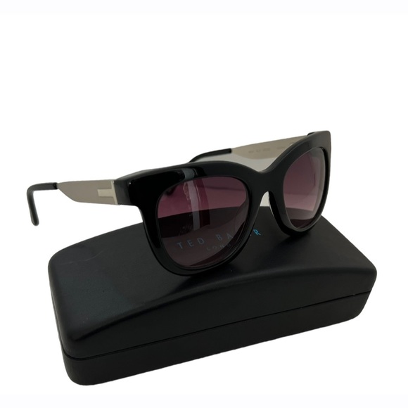 Ted Baker Black Full Rim Sunglasses - Picture 3 of 10